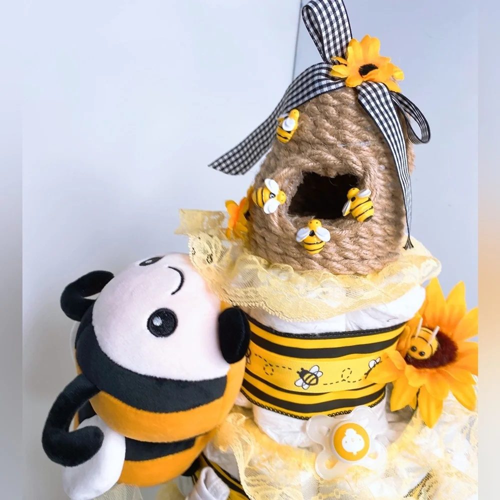 Bee Diaper Cake, Bee Baby Shower Gift